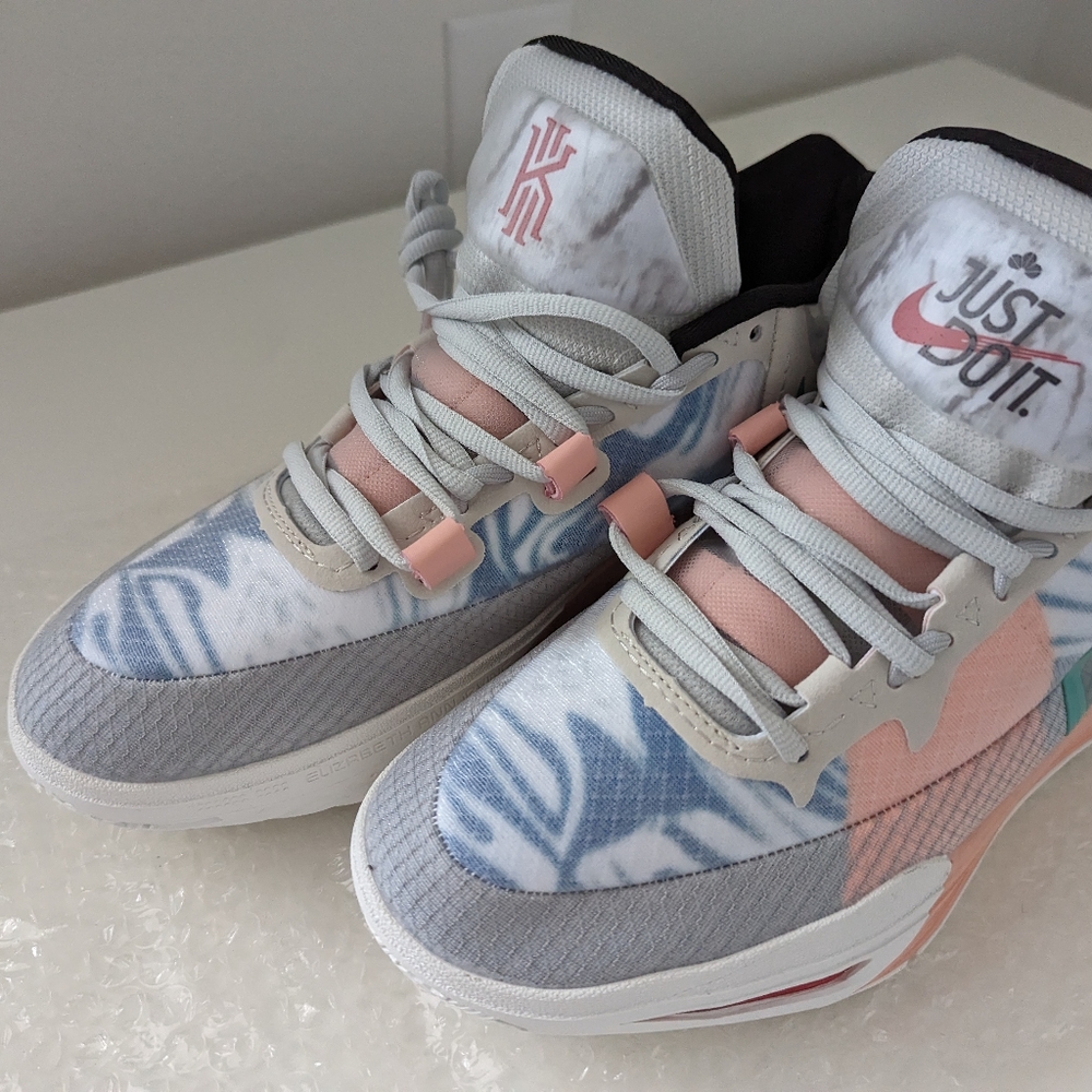 Kyrie 8 New 9.5